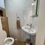 Apartamento Mirrart House - просторен луксозен - 3 спални - 2 бани - център