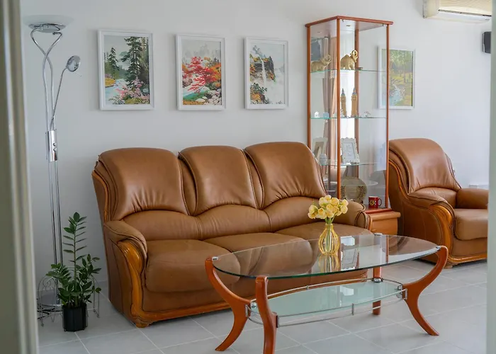 Mirrart House - просторен луксозен - 3 спални - 2 бани - център Lejlighed Plovdiv