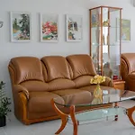 Mirrart House - просторен луксозен - 3 спални - 2 бани - център Daire Filibe