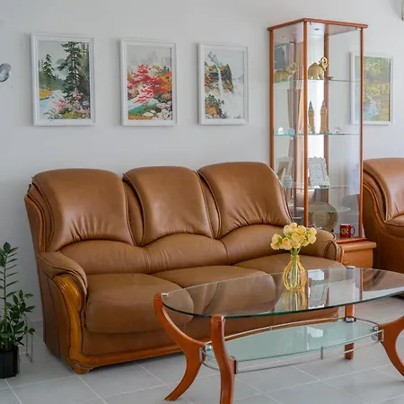 Mirrart House - просторен луксозен - 3 спални - 2 бани - център Apartmán Plovdiv