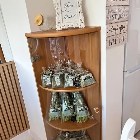 Apartmán Mirrart House - просторен луксозен - 3 спални - 2 бани - център *